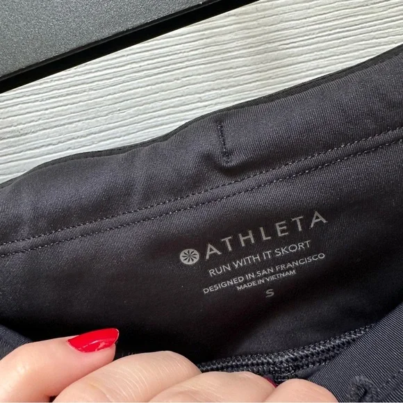 Athleta run with it skort skirt Black Athletic Skort s small - Picture 6 of 9